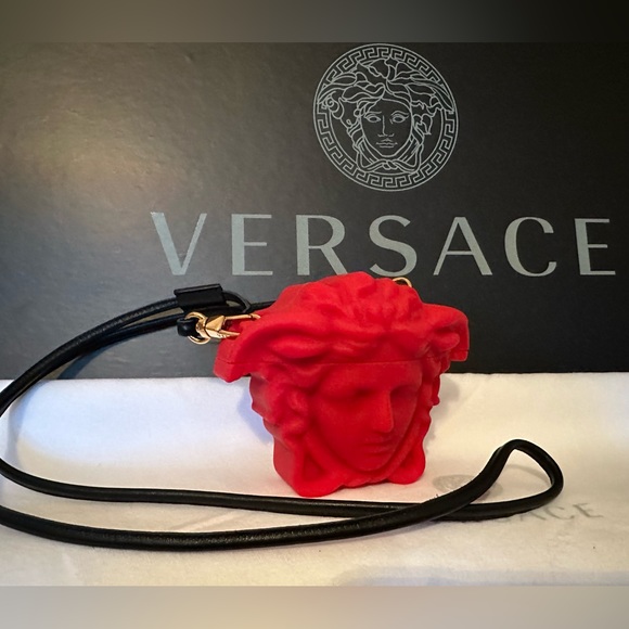 Versace 'La Medusa' AirPods Pro case NEW (AUTHENTIC) - Picture 11 of 12